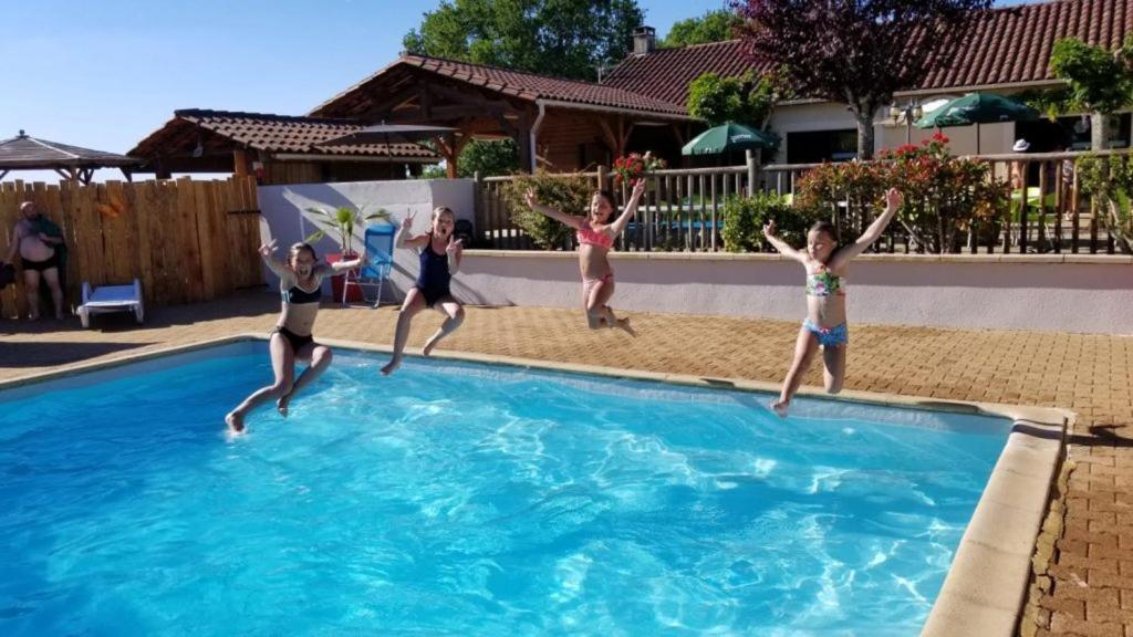 Camping Maeva Escapades Au P'Tit Bonheur Peyrillac-et-Millac Экстерьер фото