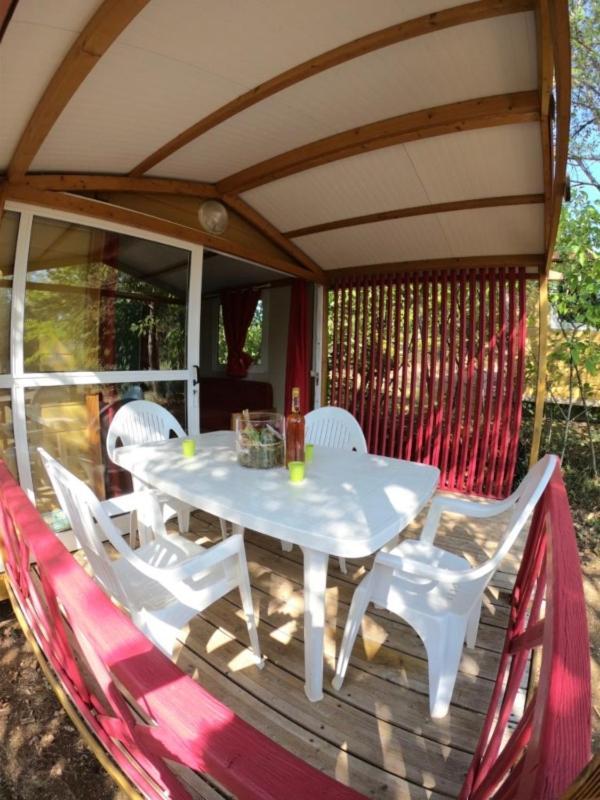 Camping Maeva Escapades Au P'Tit Bonheur Peyrillac-et-Millac Экстерьер фото